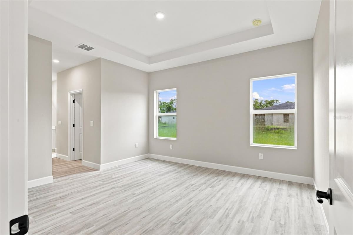 8211 ELKENBERRY AVENUE — photo 14 of 28