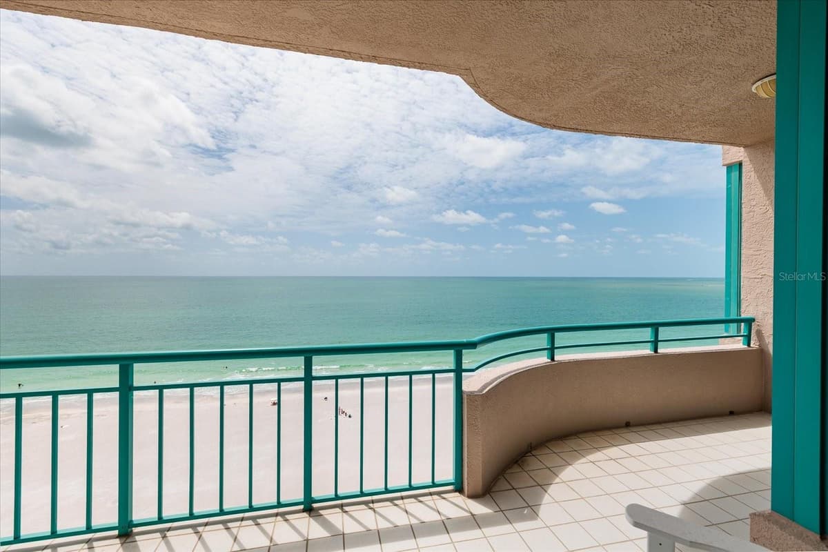 1560 GULF BOULEVARD — photo 9 of 78