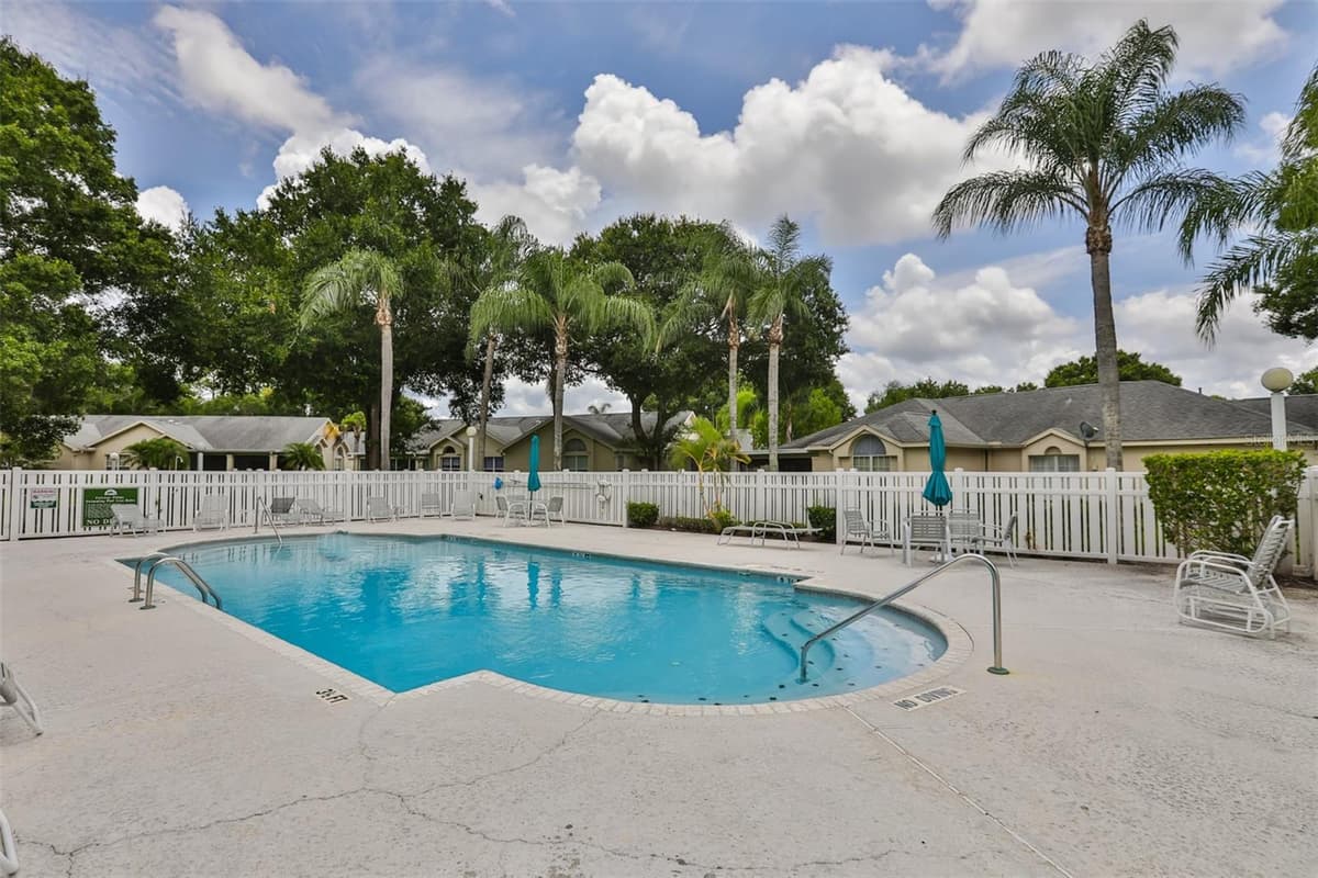 1124 GOLFVIEW WOODS DRIVE — photo 40 of 46