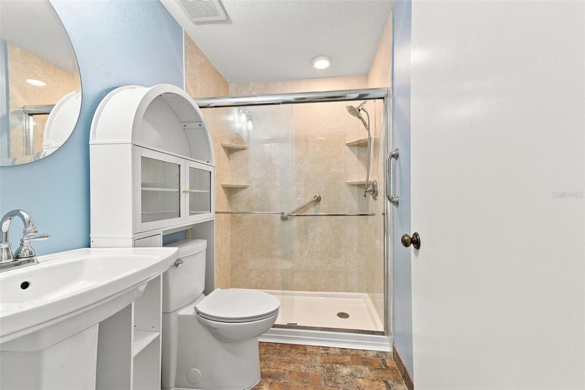 1124 GOLFVIEW WOODS DRIVE — photo 28 of 46