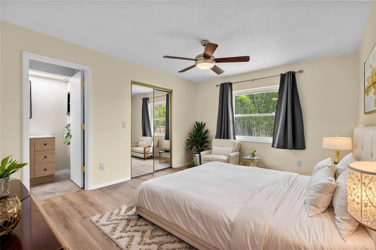 8040 CLOVERGLEN CIRCLE — photo 11 of 24