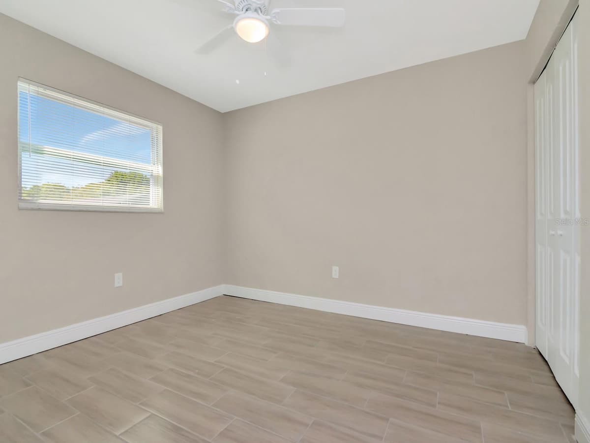 1207 62ND AVENUE — photo 16 of 44