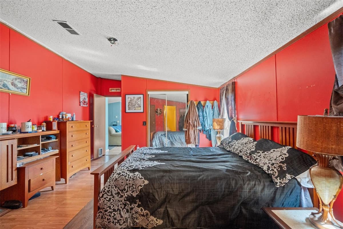 8512 HAMSTER DRIVE — photo 27 of 59