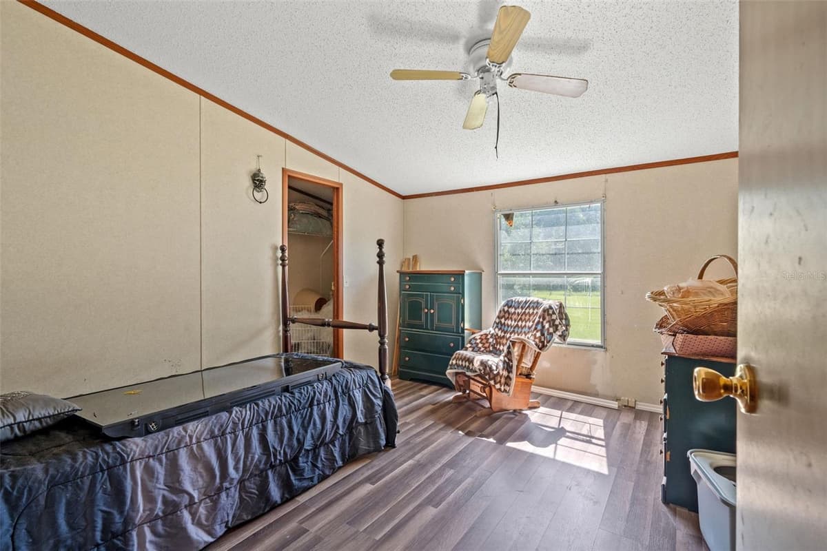 8512 HAMSTER DRIVE — photo 20 of 59