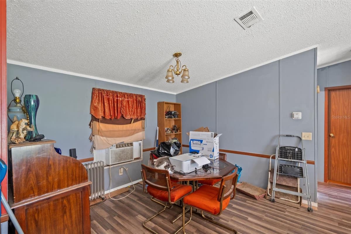 8512 HAMSTER DRIVE — photo 33 of 59