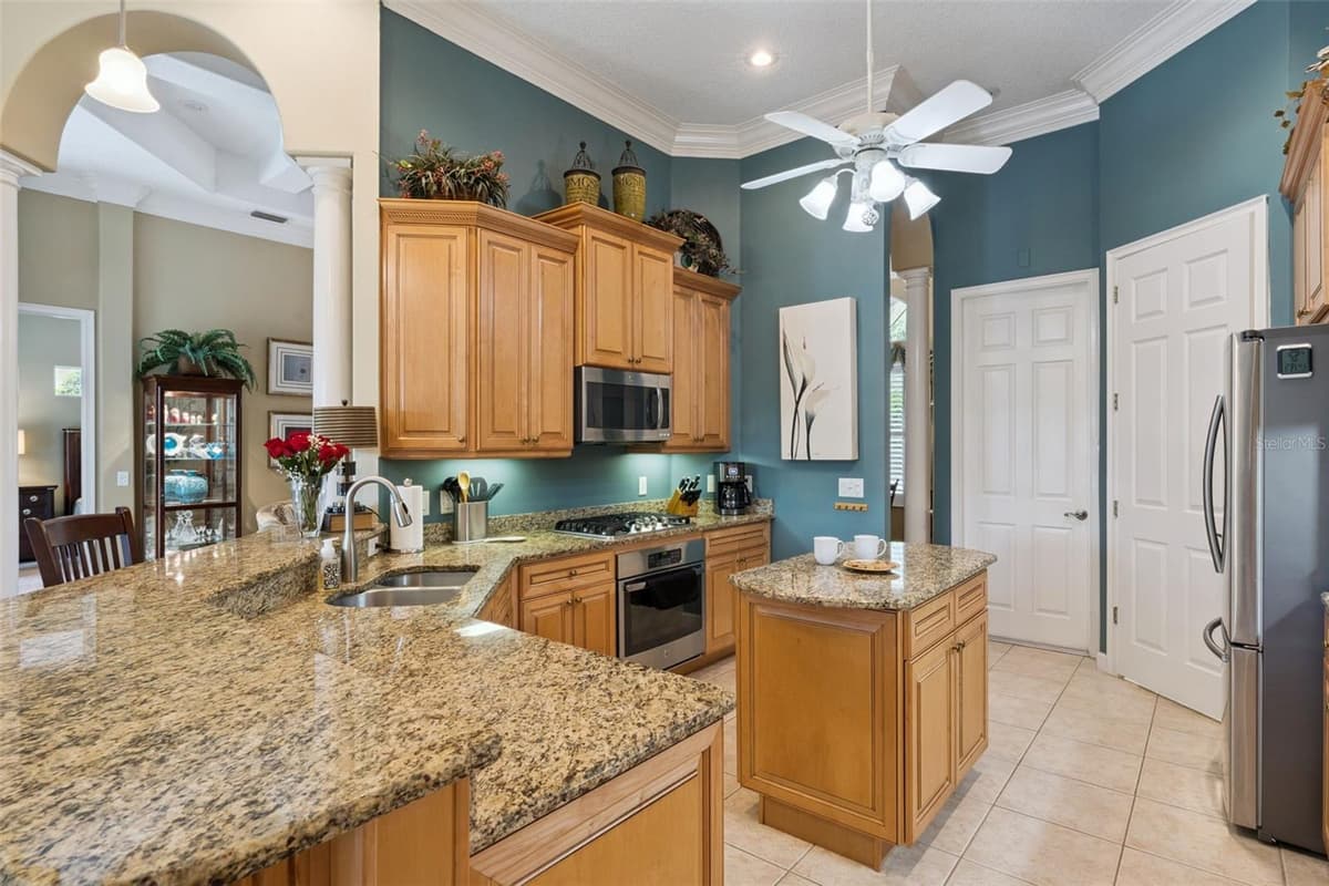 9939 SANTA BARBARA COURT — photo 13 of 63