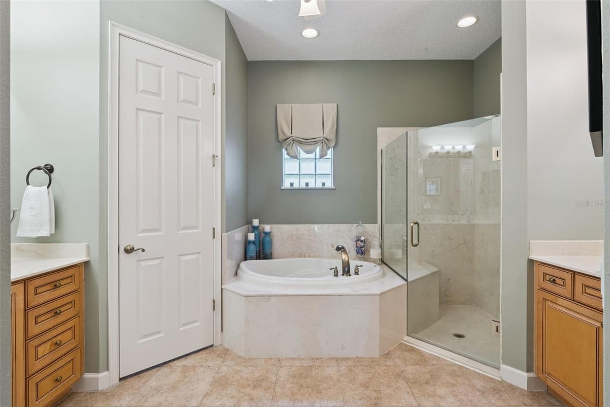 9939 SANTA BARBARA COURT — photo 21 of 63