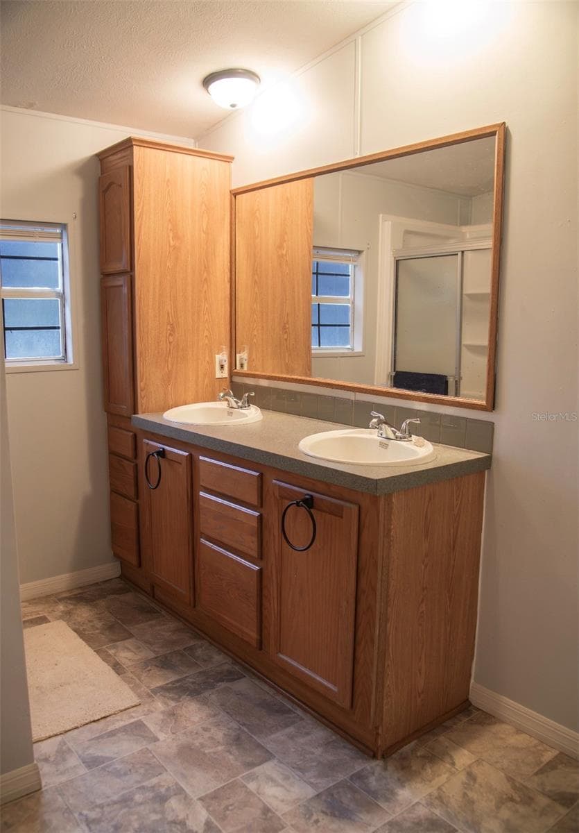 219 BALLARD ROAD — photo 14 of 27