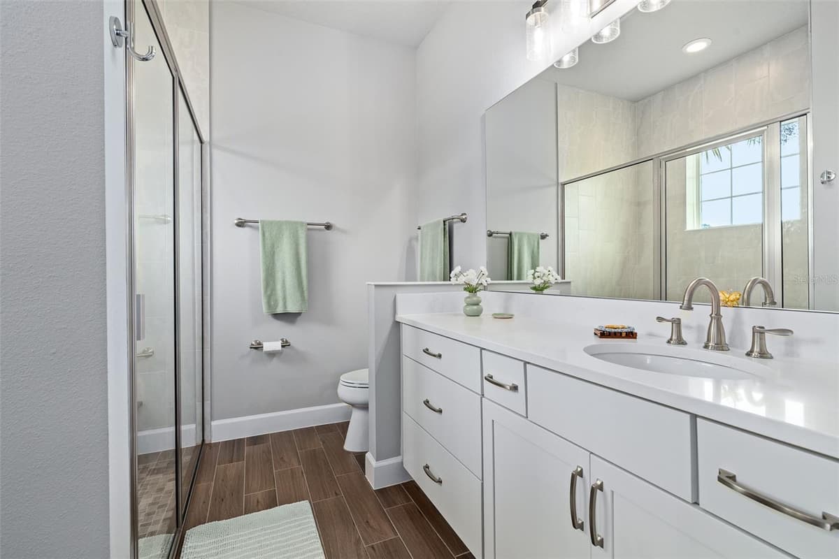 17 REGENCY ROAD — photo 38 of 66