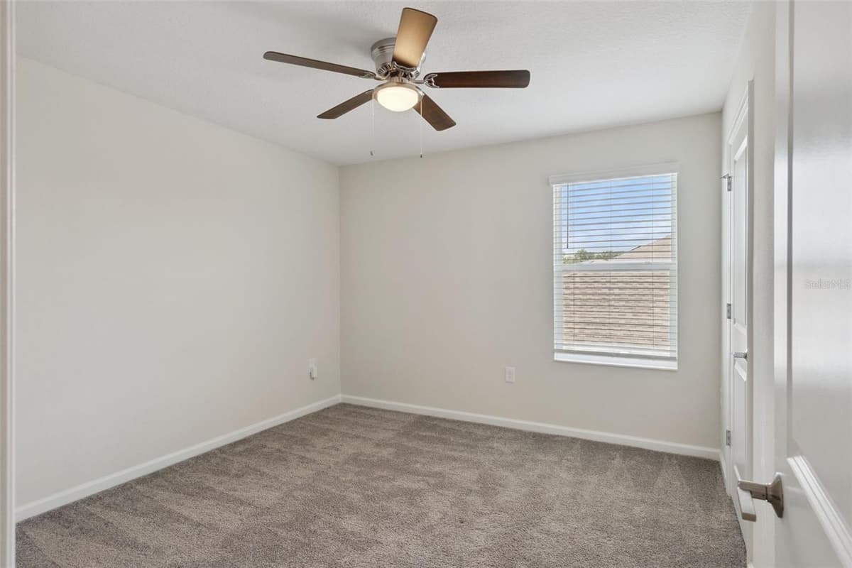 4330 SUNNY CREEK PLACE — photo 24 of 32