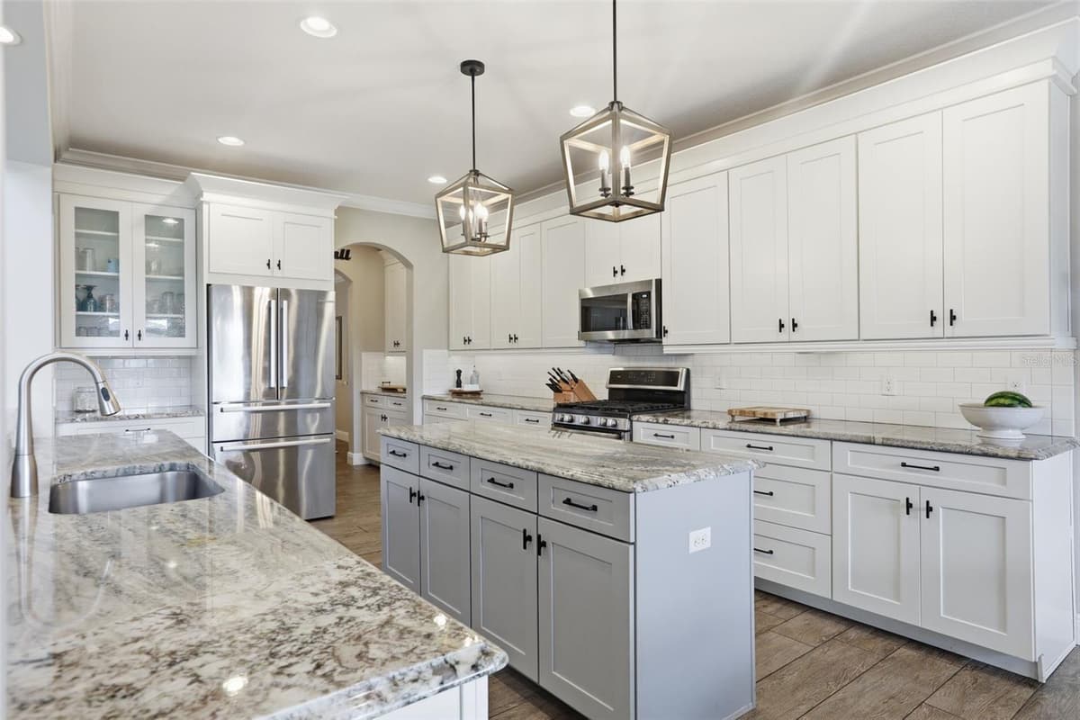 5513 THOMAS SQUARE DRIVE — photo 14 of 74