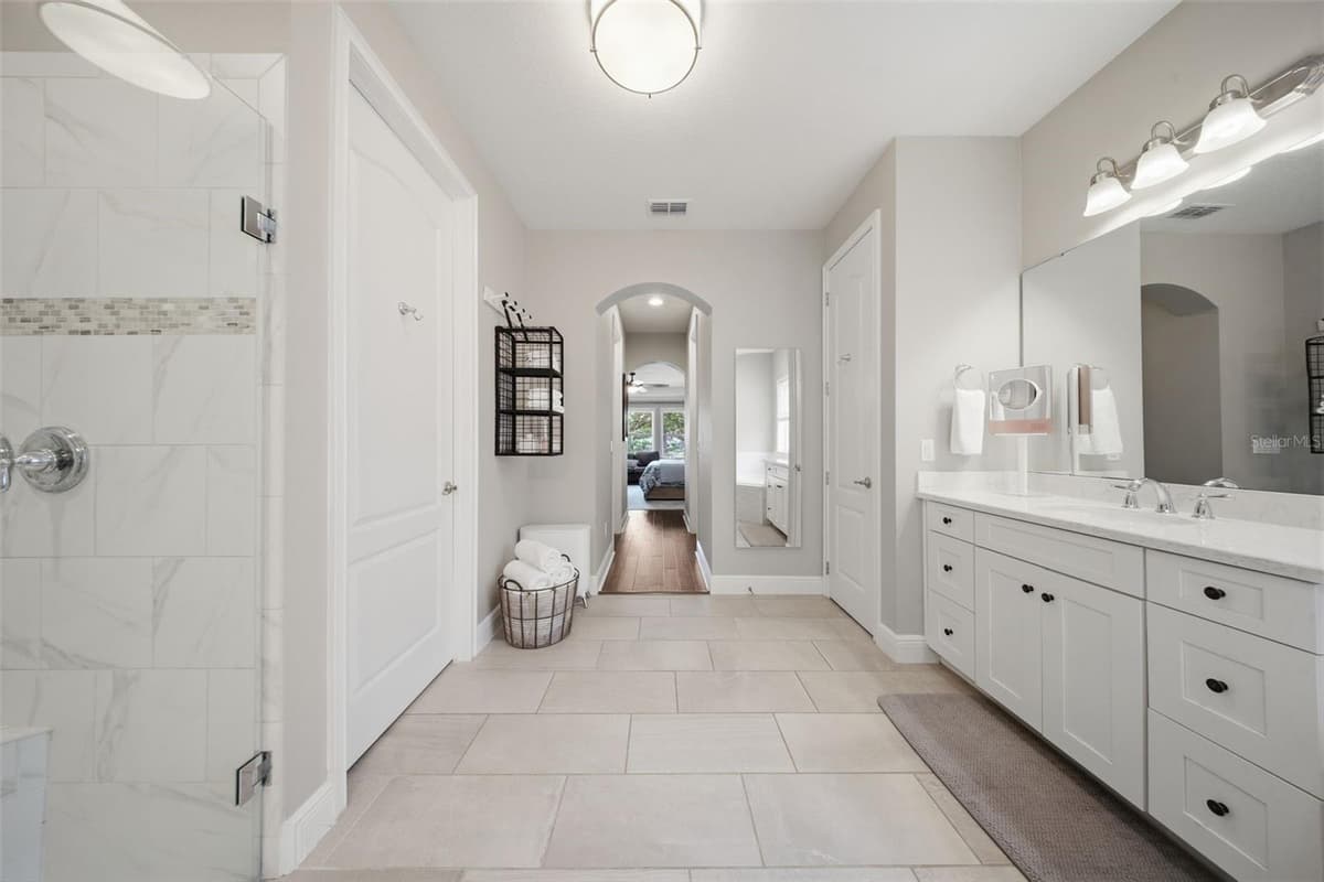 5513 THOMAS SQUARE DRIVE — photo 24 of 74