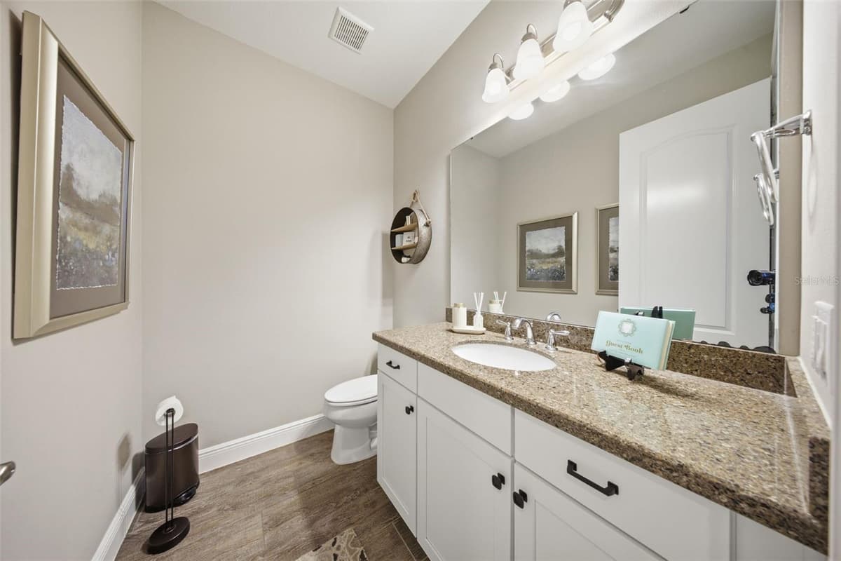 5513 THOMAS SQUARE DRIVE — photo 43 of 74