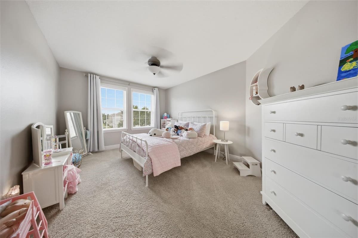 5513 THOMAS SQUARE DRIVE — photo 32 of 74
