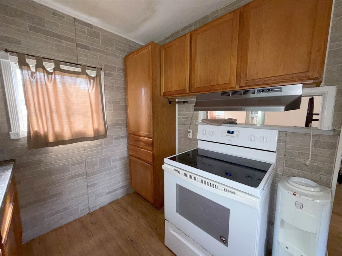 25309 BARTHOLOMEW STREET — photo 7 of 13