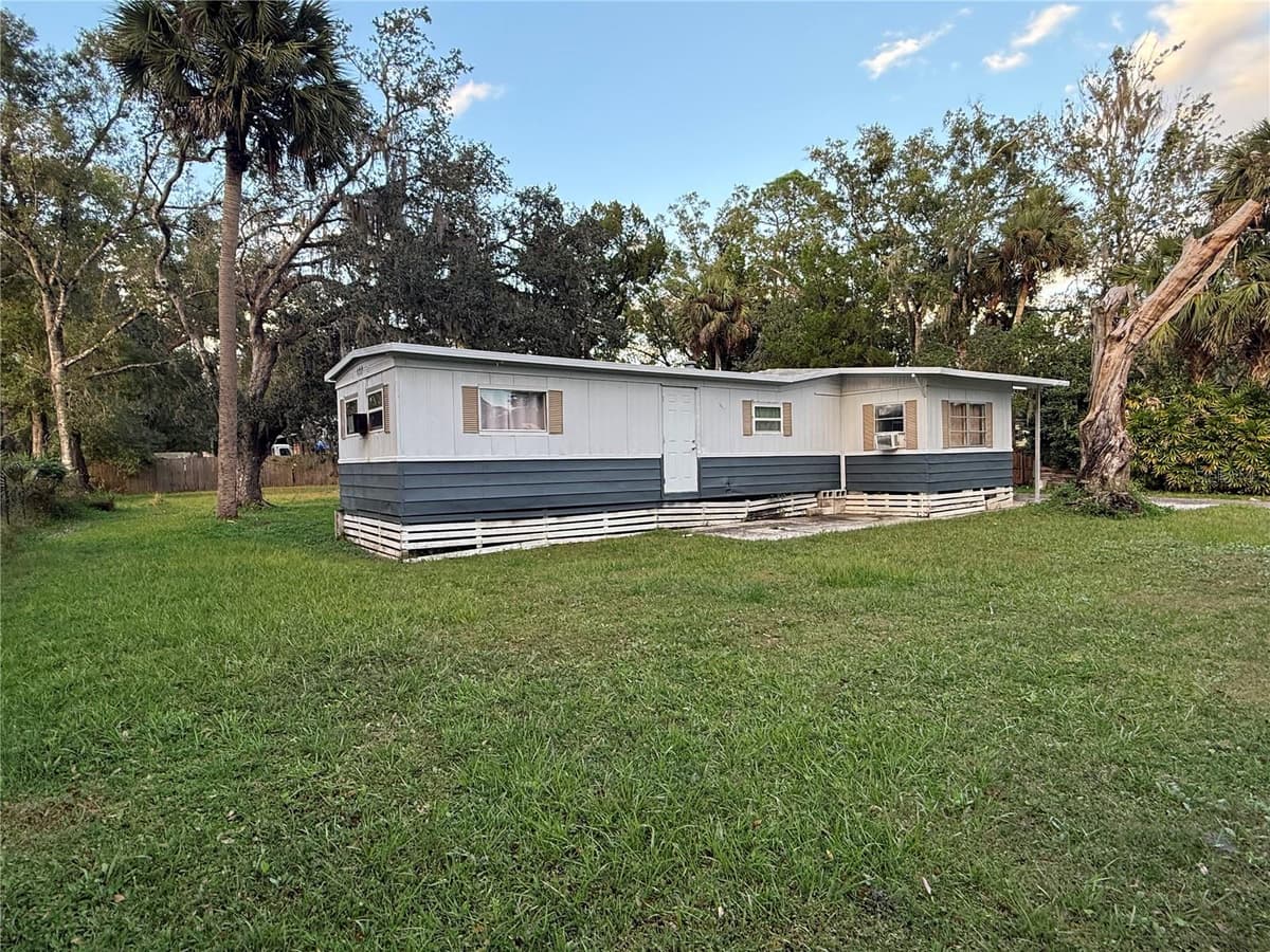 25309 BARTHOLOMEW STREET — photo 3 of 13