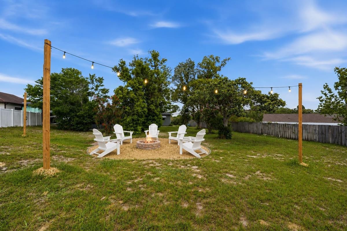6310 GAINSBORO AVENUE — photo 4 of 25
