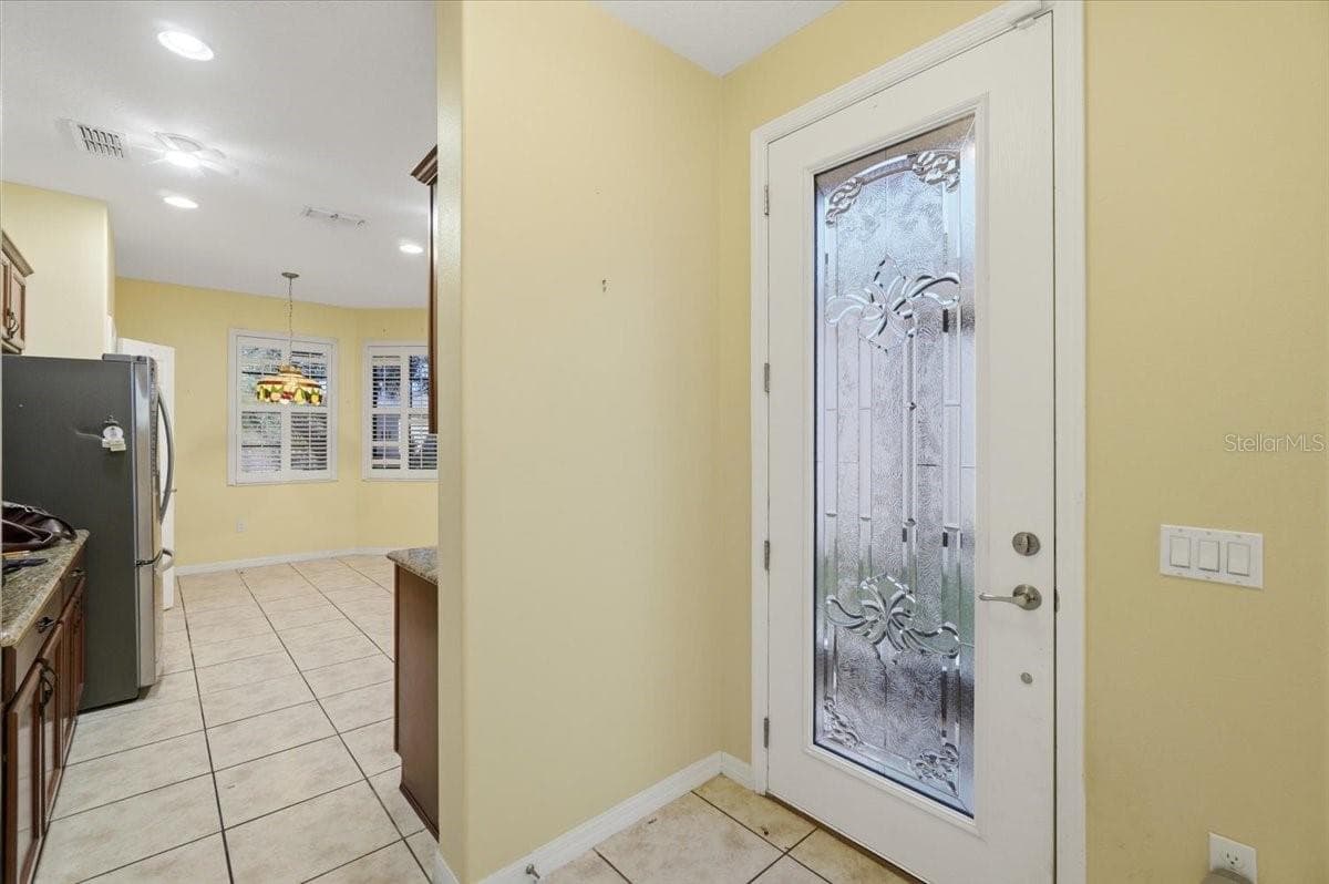 640 GRAND CANAL DRIVE — photo 12 of 54