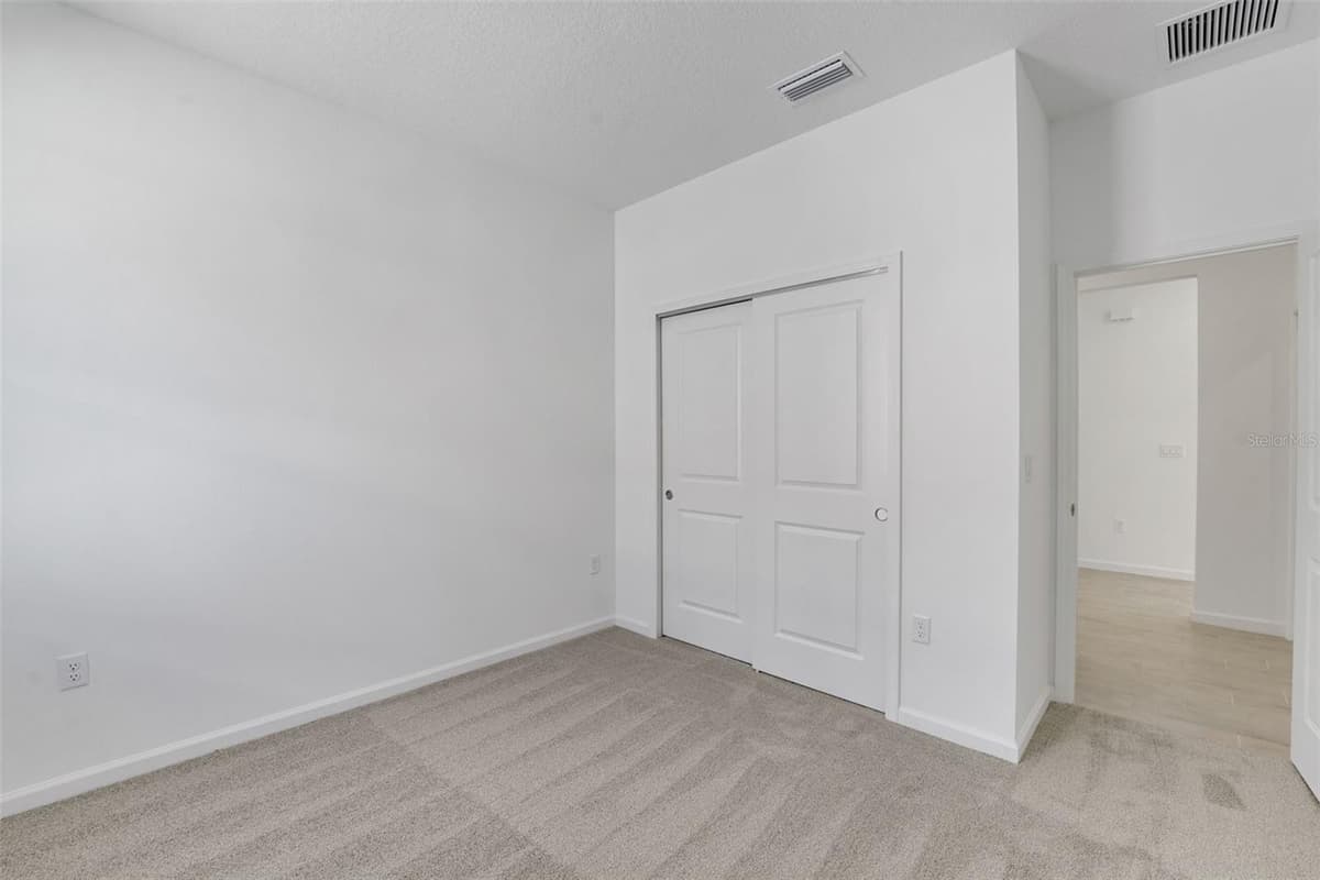1040 LUKE AVENUE — photo 18 of 31