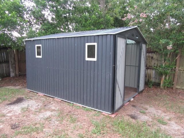 2088 BOLGER AVENUE — photo 4 of 12