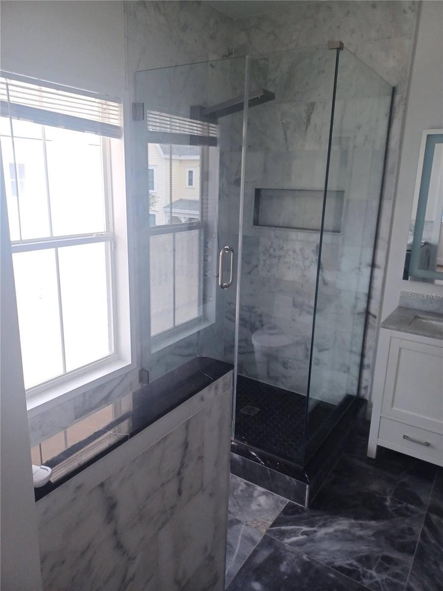 1010 PERIWINKLE COURT — photo 7 of 40
