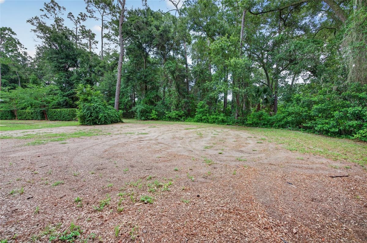 1515 RAMBLING OAKS LANE — photo 45 of 62