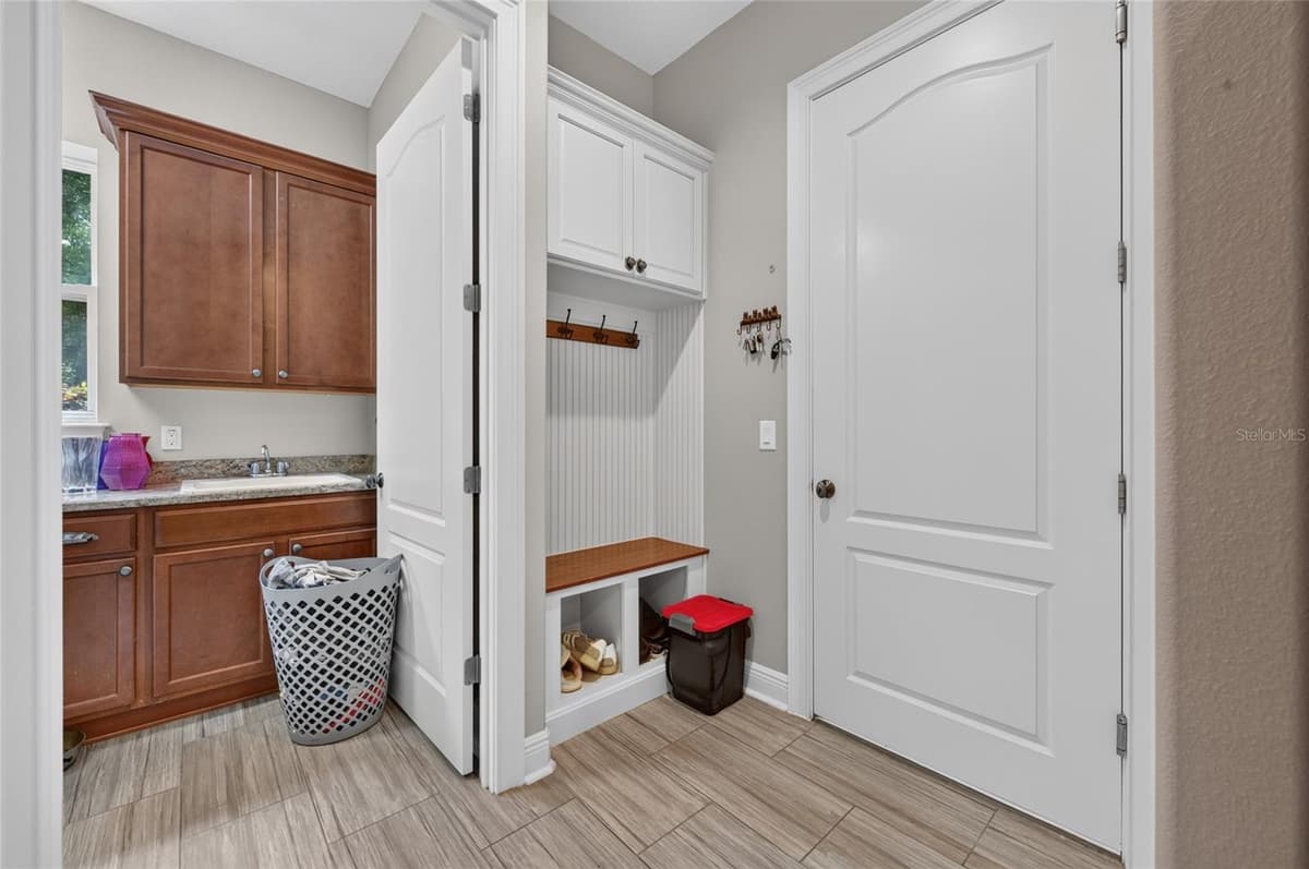 1515 RAMBLING OAKS LANE — photo 36 of 62
