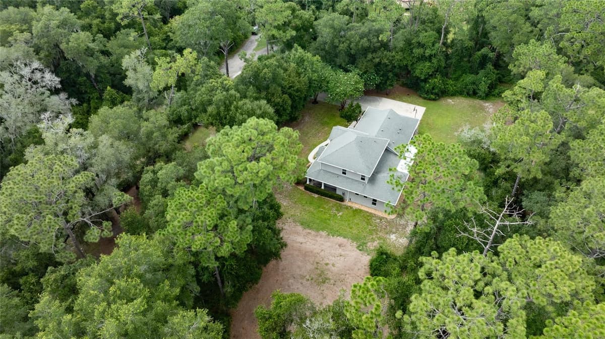 1515 RAMBLING OAKS LANE — photo 50 of 62