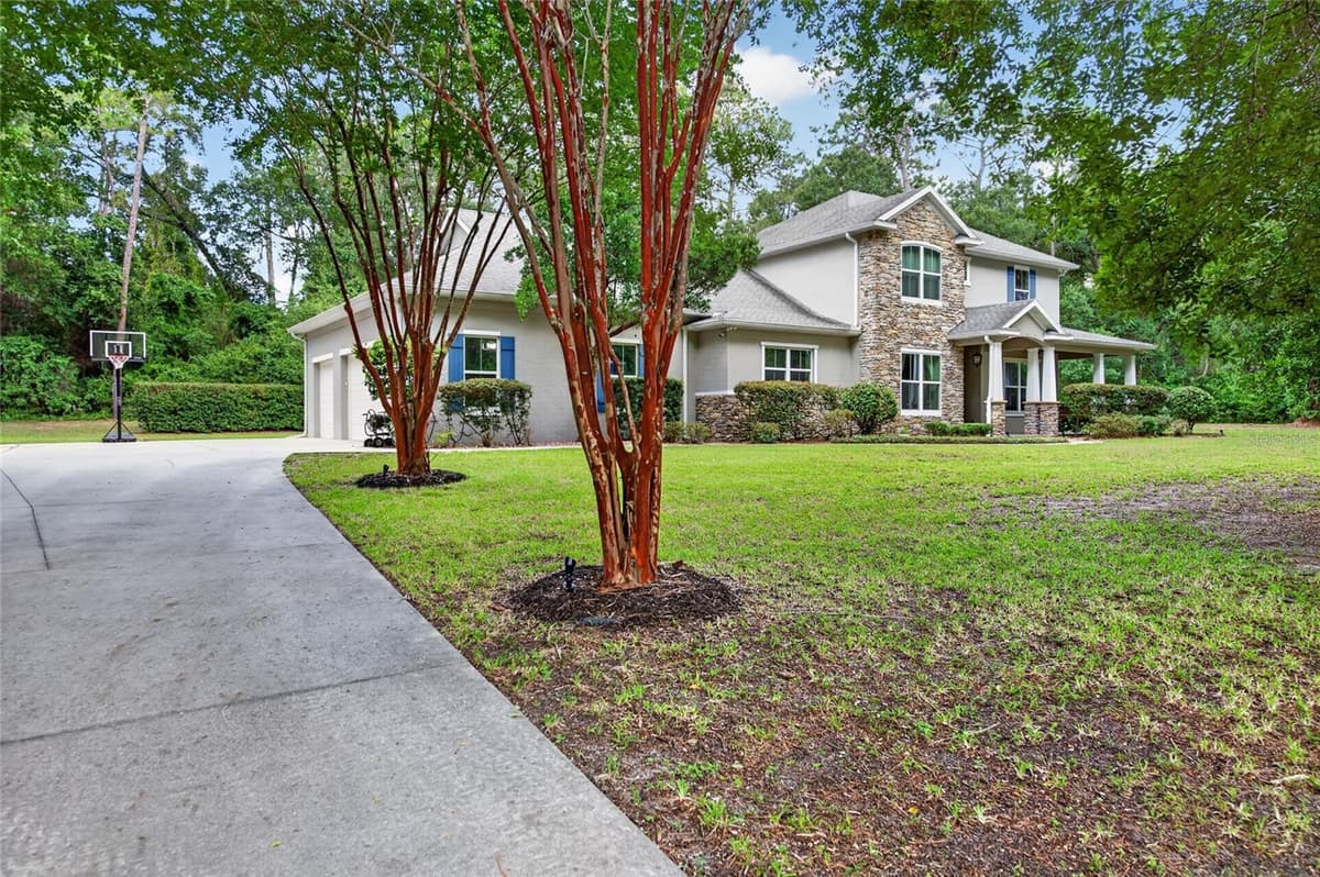 1515 RAMBLING OAKS LANE — photo 2 of 62