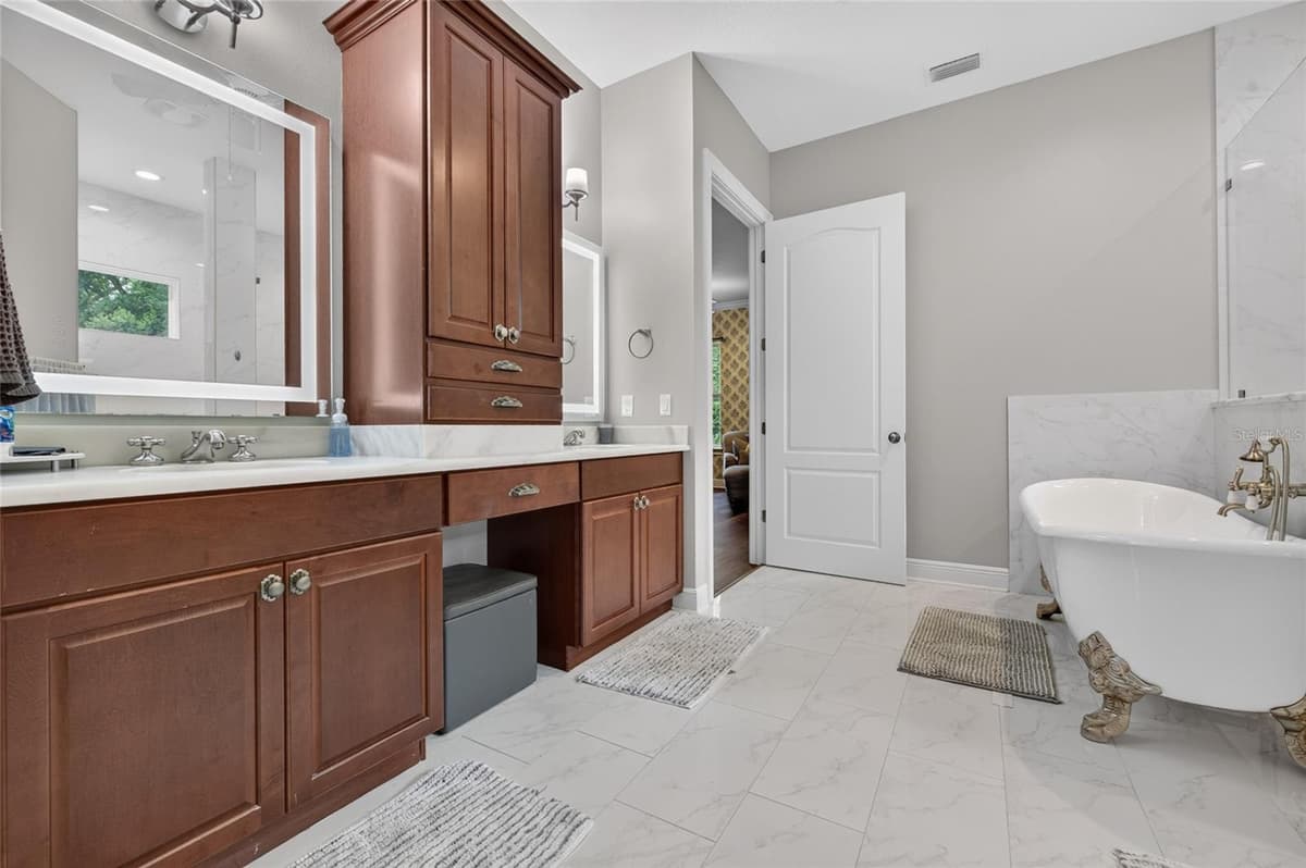 1515 RAMBLING OAKS LANE — photo 19 of 62