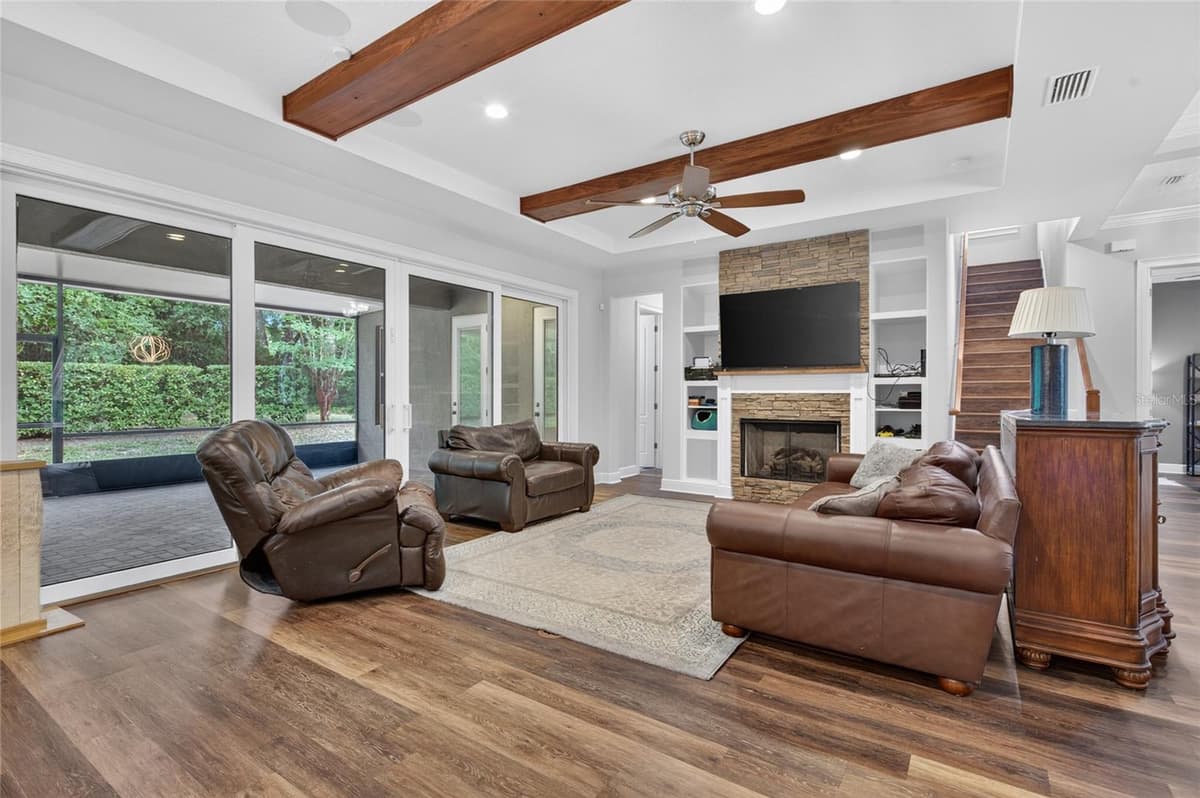1515 RAMBLING OAKS LANE — photo 9 of 62
