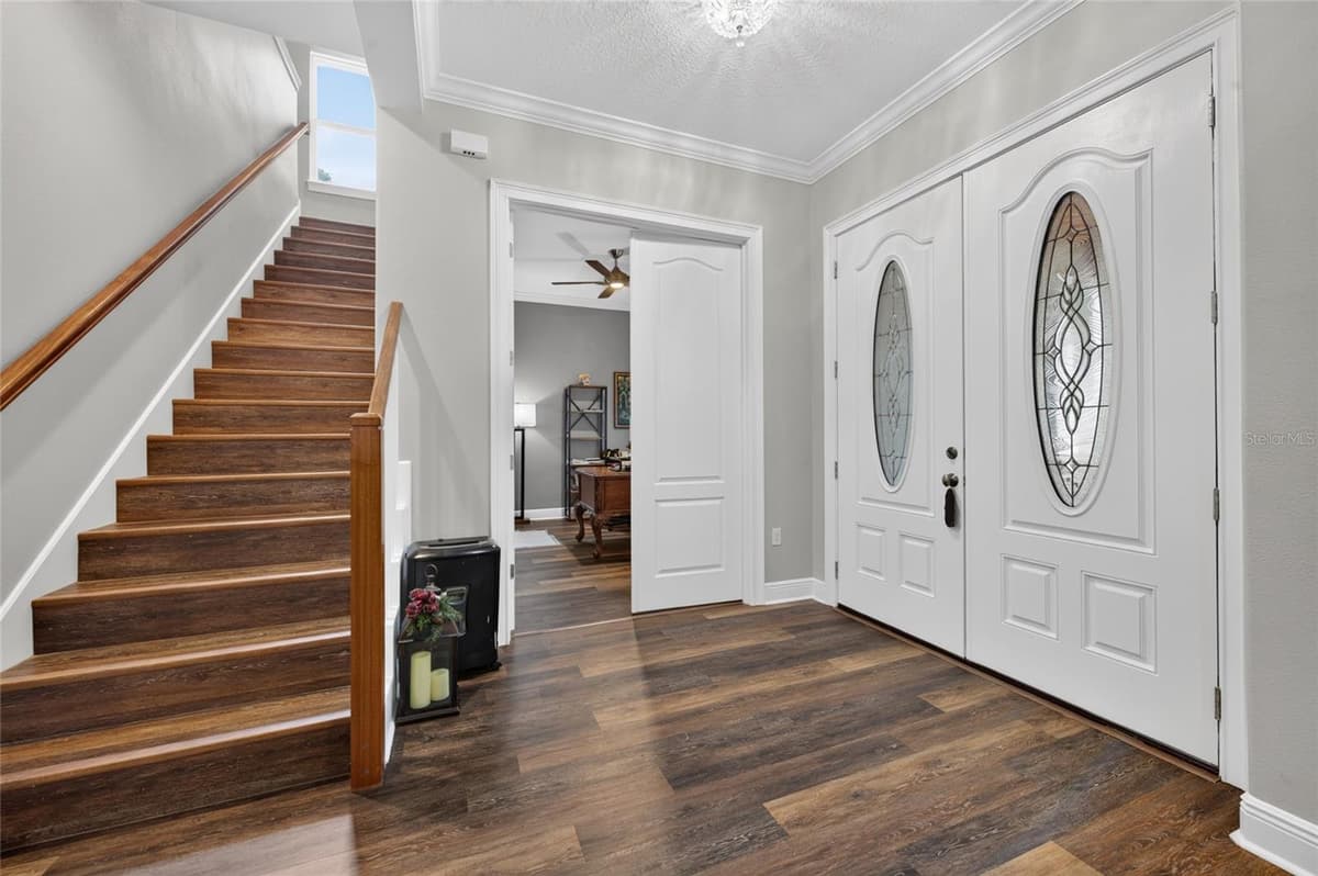 1515 RAMBLING OAKS LANE — photo 4 of 62