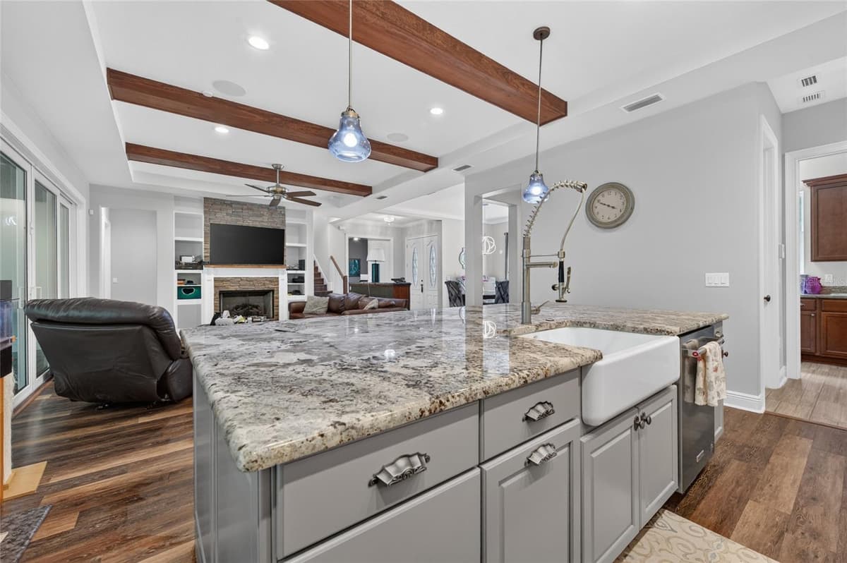 1515 RAMBLING OAKS LANE — photo 13 of 62