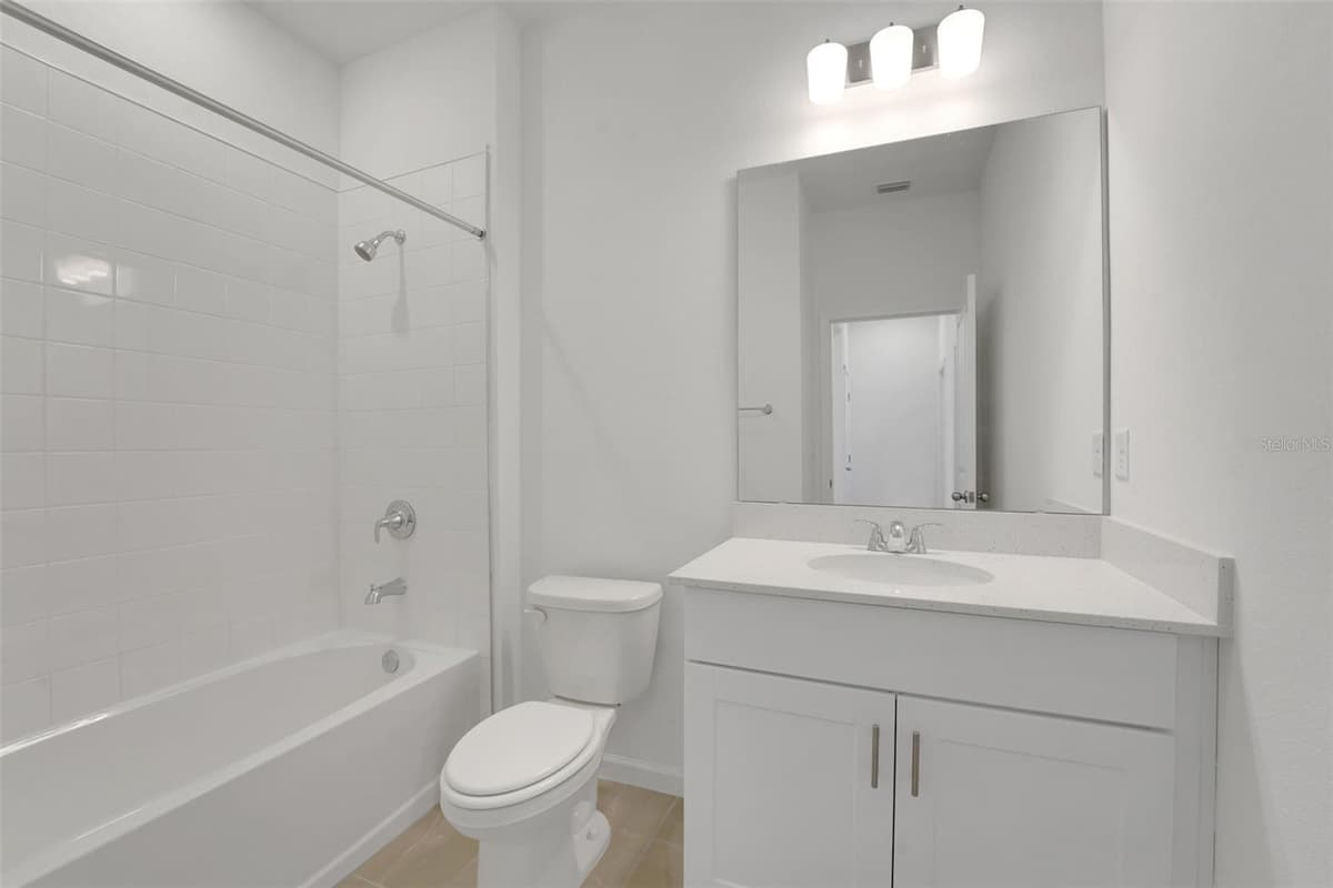 1052 LUKE AVENUE — photo 29 of 33