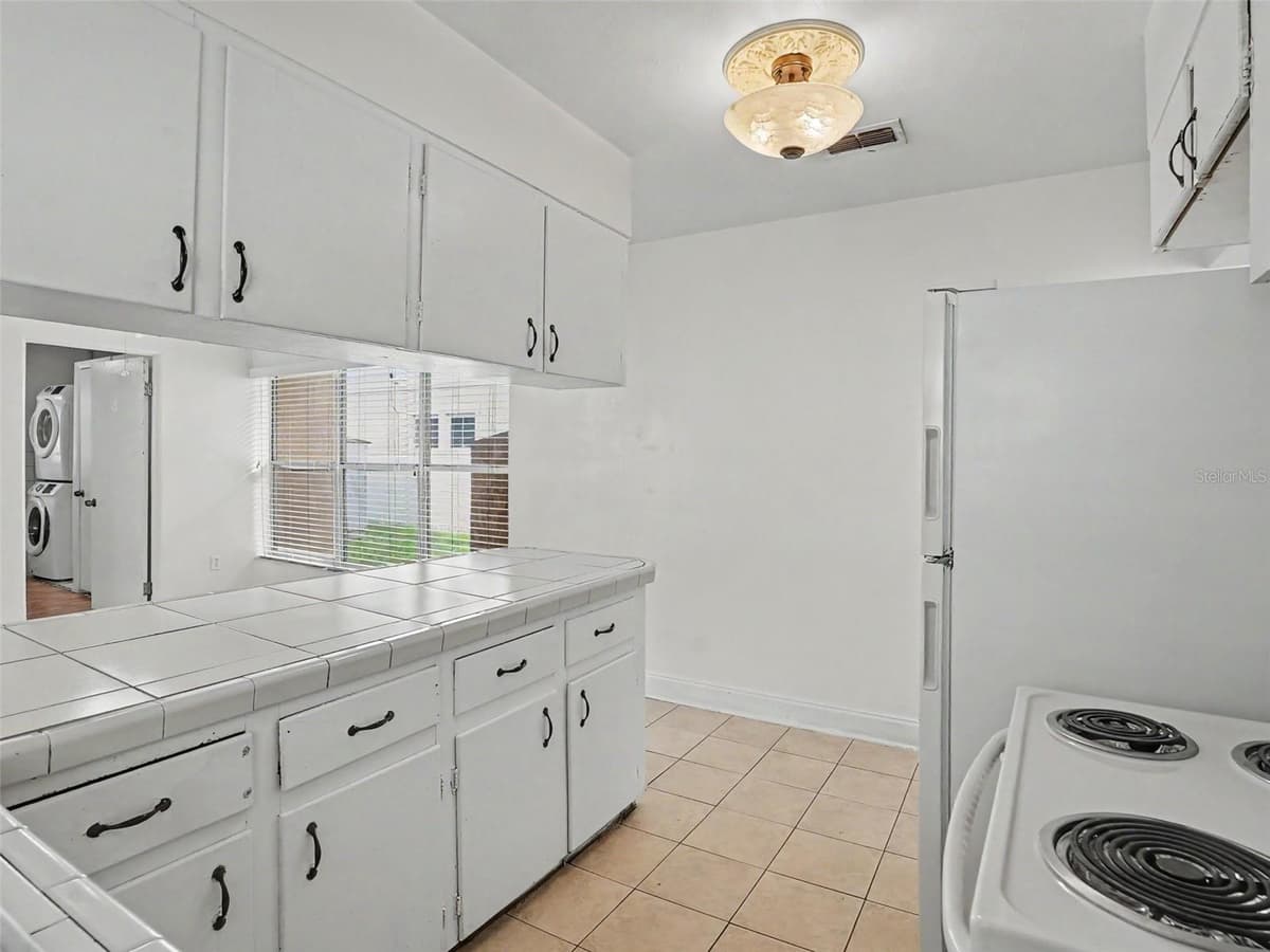 1624 HAVEN DRIVE — photo 5 of 27