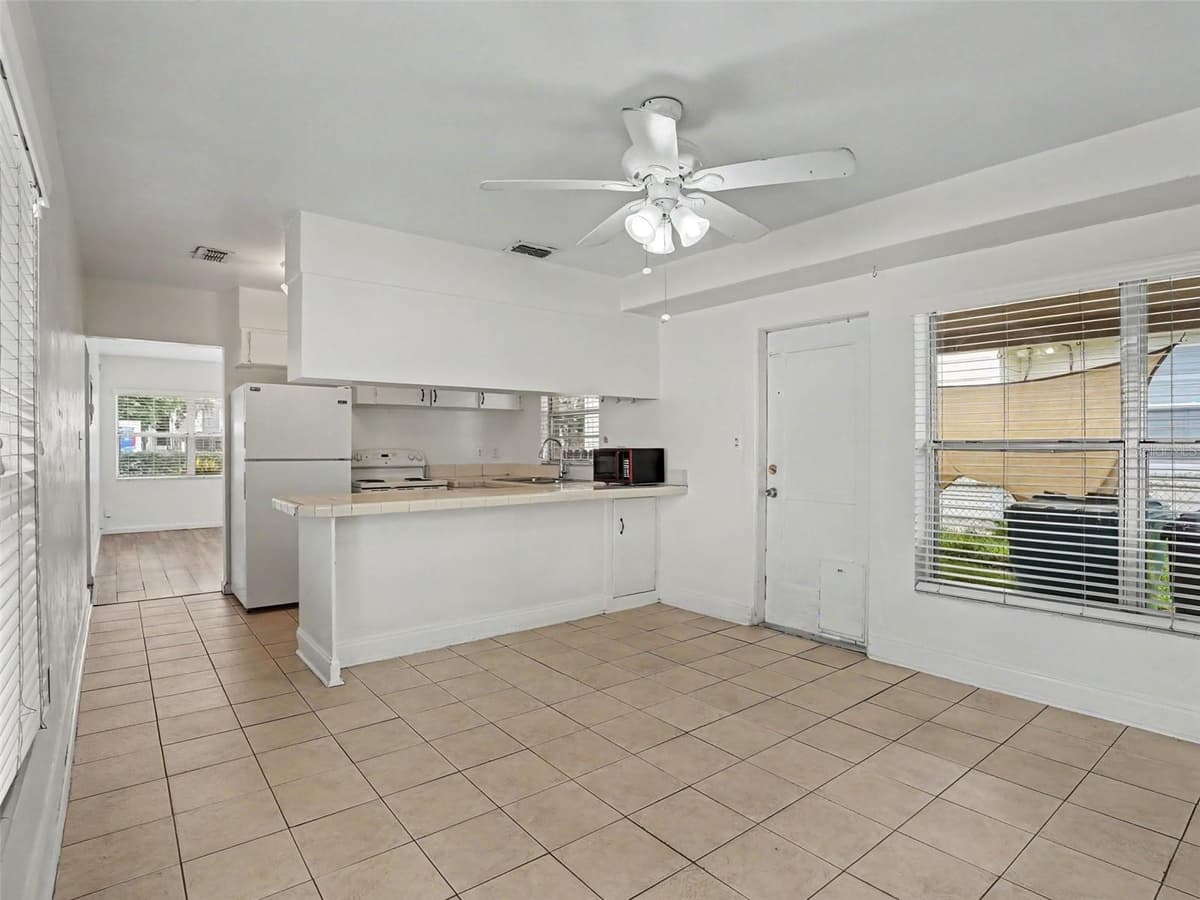 1624 HAVEN DRIVE — photo 17 of 27