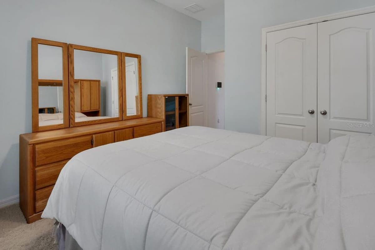 217 CHERRY PLACE — photo 27 of 56