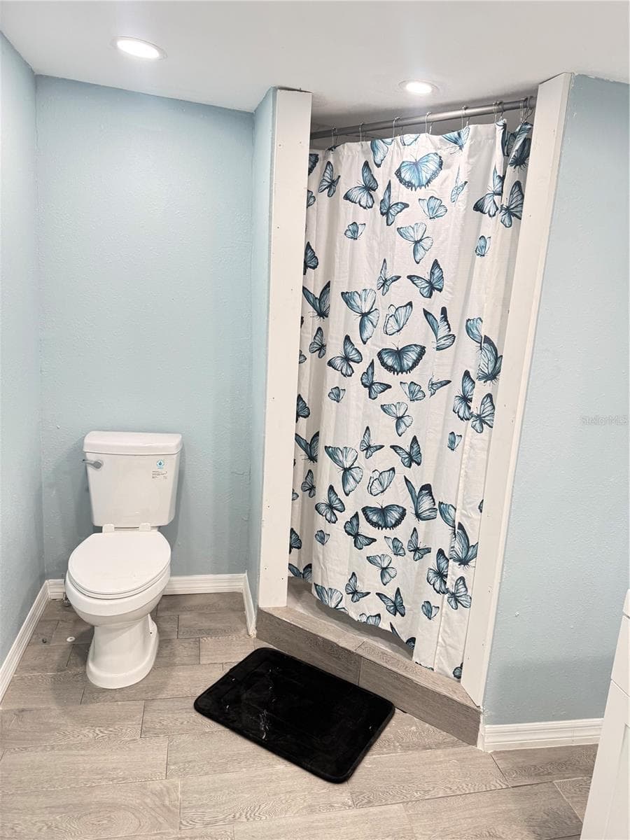 2135 ORANGE DRIVE — photo 15 of 17