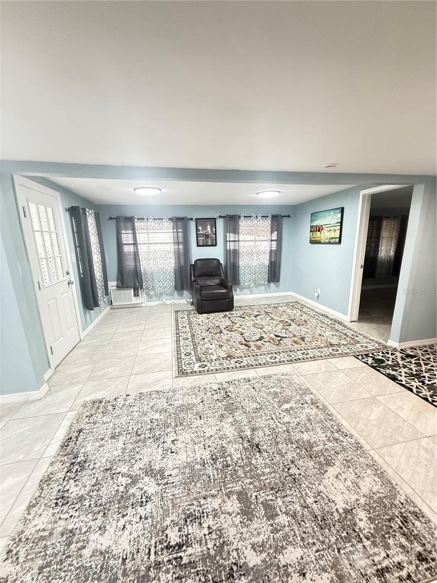 2135 ORANGE DRIVE — photo 8 of 17