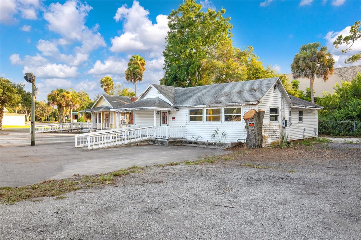 1042 DIXIE FREEWAY — photo 19 of 20