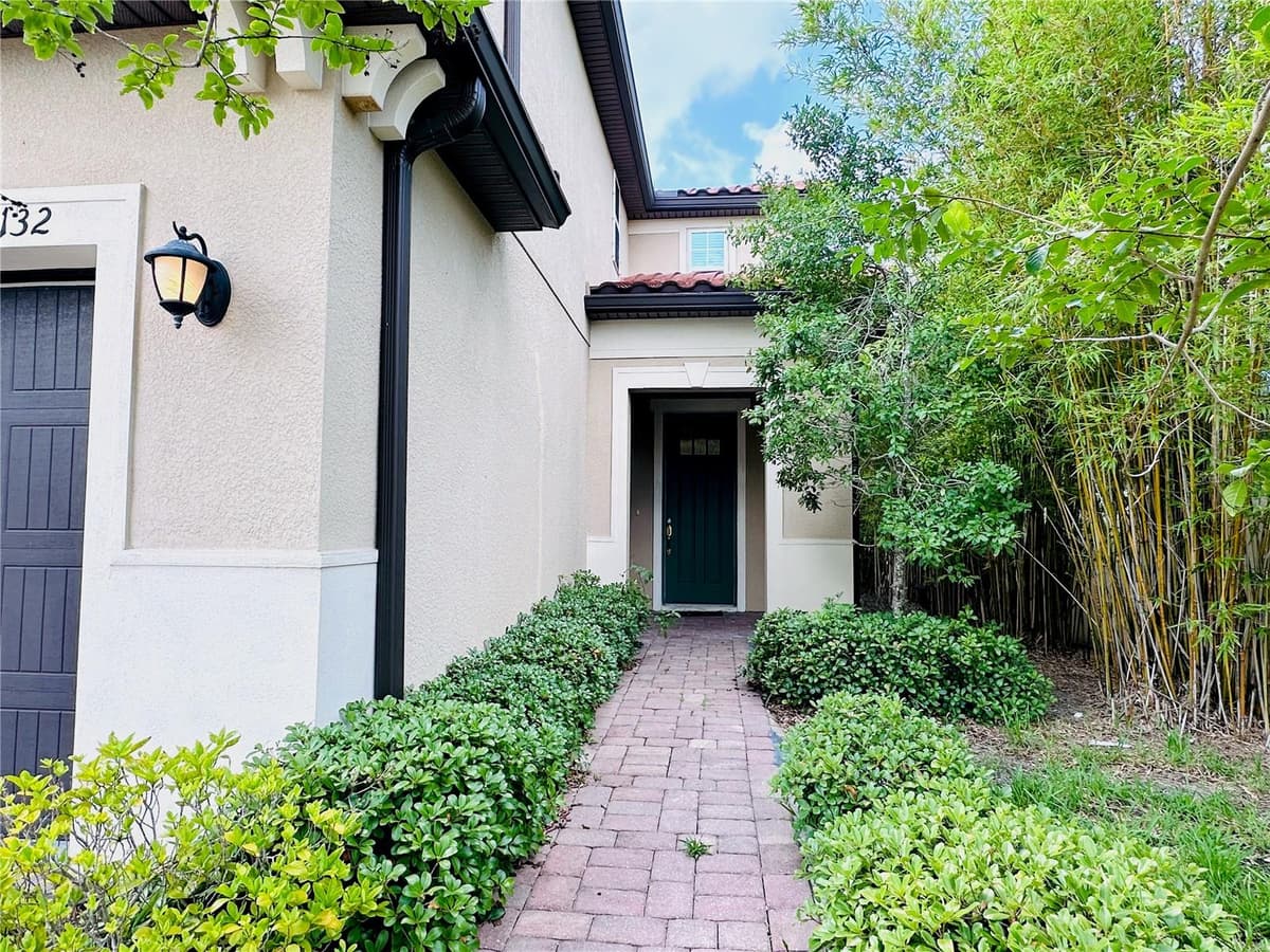 10132 GRAND OAK CIRCLE — photo 3 of 41