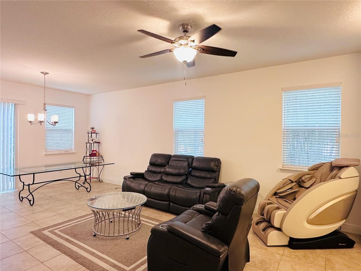 10132 GRAND OAK CIRCLE — photo 8 of 41
