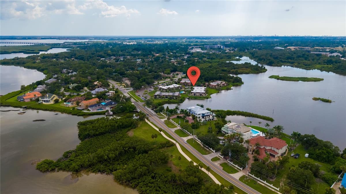 1005 BAYSHORE BOULEVARD — photo 17 of 26