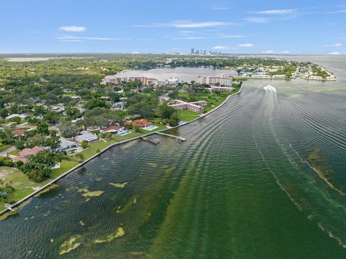 5918 BAHAMA SHORES DRIVE — photo 47 of 47