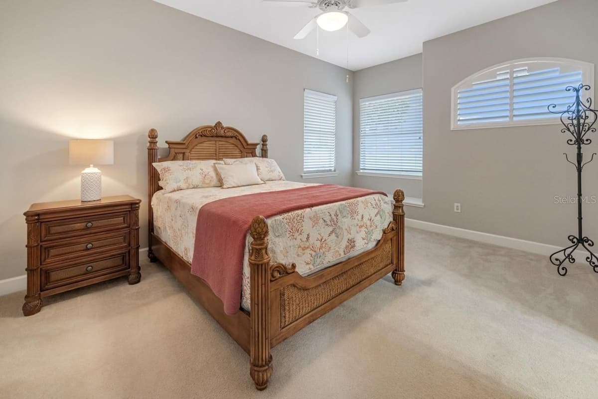 5918 BAHAMA SHORES DRIVE — photo 23 of 47