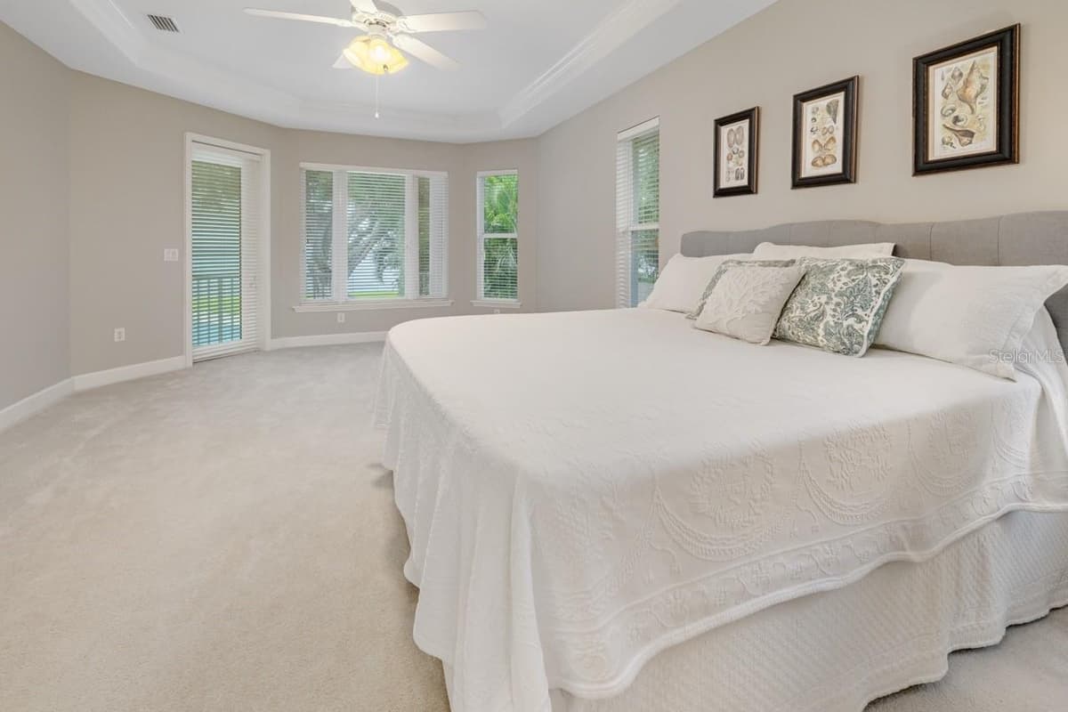 5918 BAHAMA SHORES DRIVE — photo 26 of 47