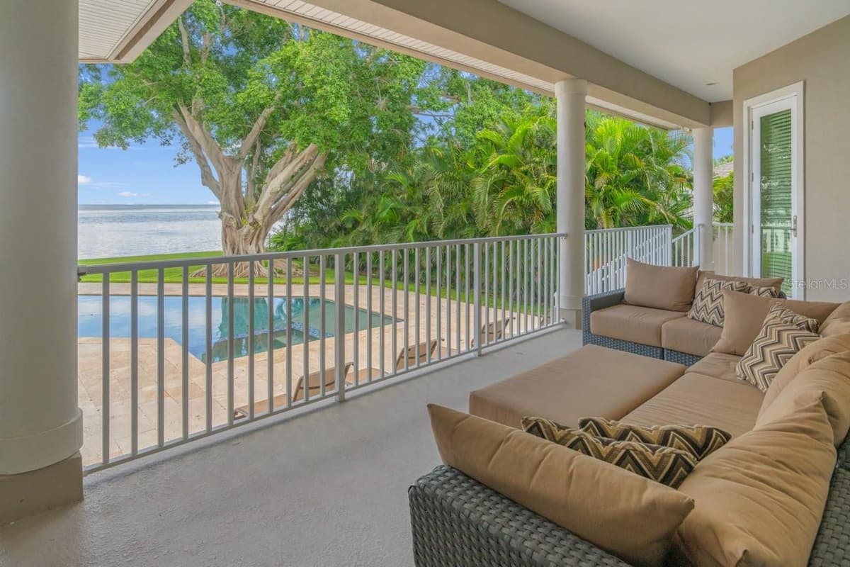 5918 BAHAMA SHORES DRIVE — photo 37 of 47