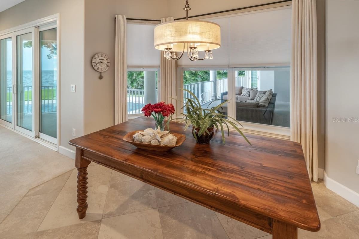 5918 BAHAMA SHORES DRIVE — photo 7 of 47
