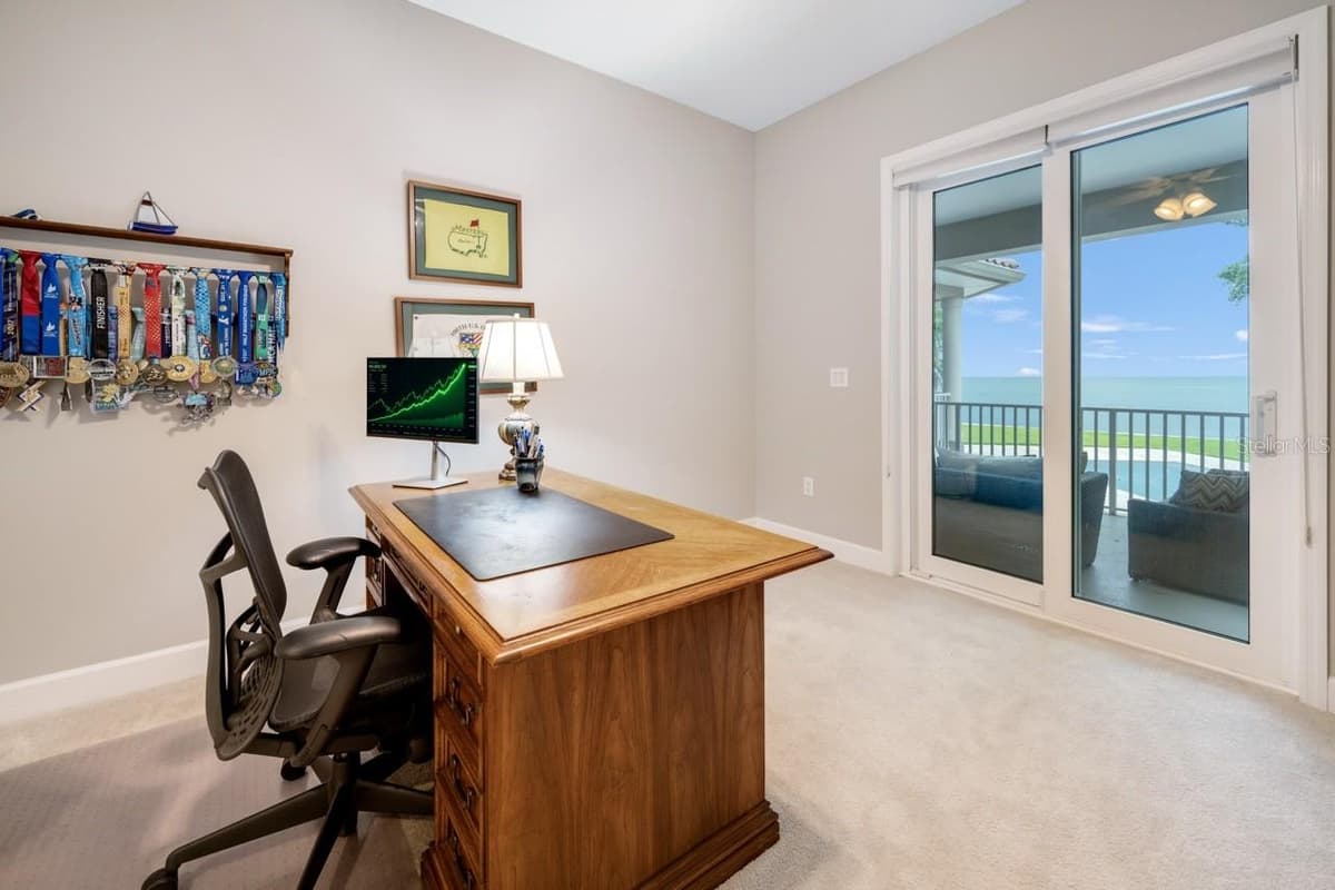 5918 BAHAMA SHORES DRIVE — photo 31 of 47