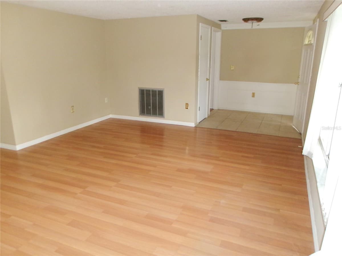 12709 CLOCK TOWER PARKWAY — photo 10 of 13